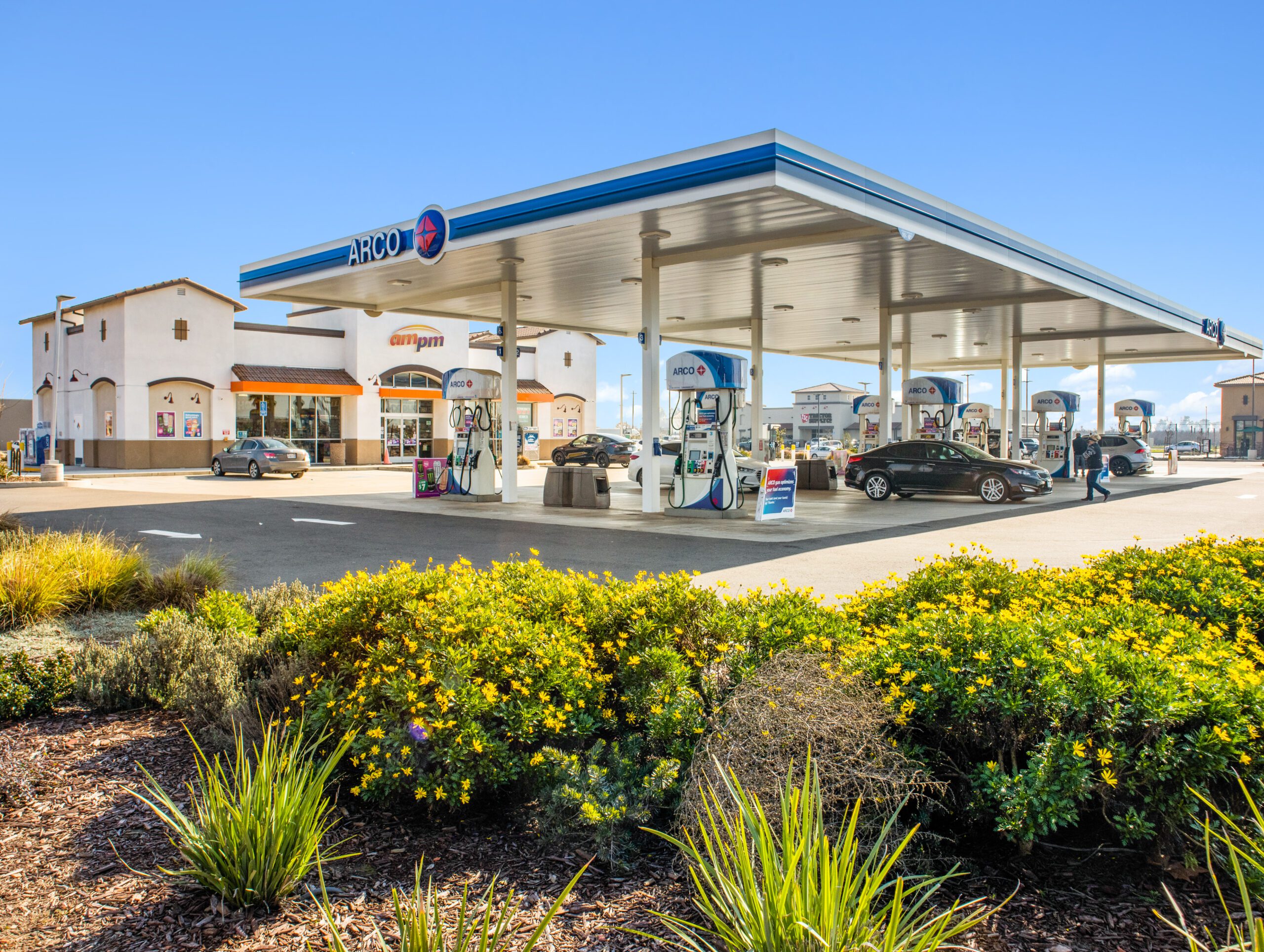 arco gas station